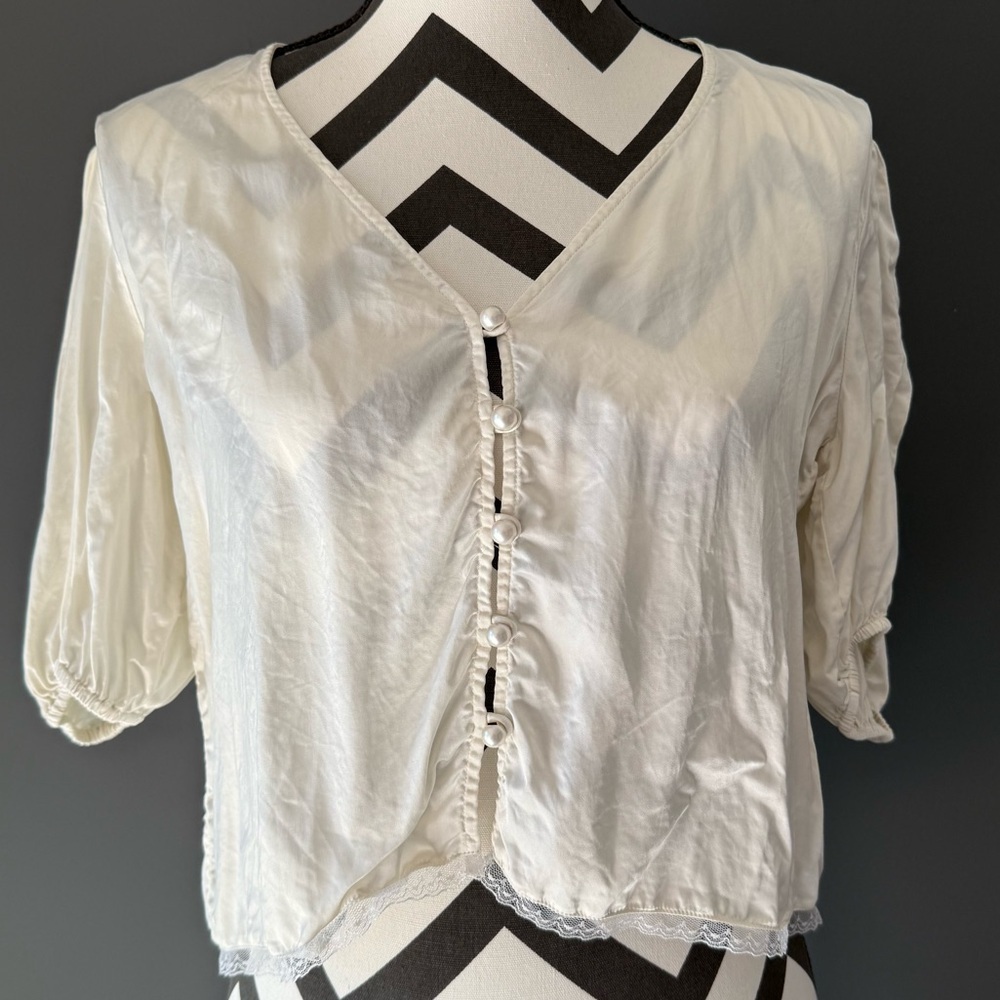WILFRED Blouse Pearl Button Puff Sleeve Lace Trim White Small